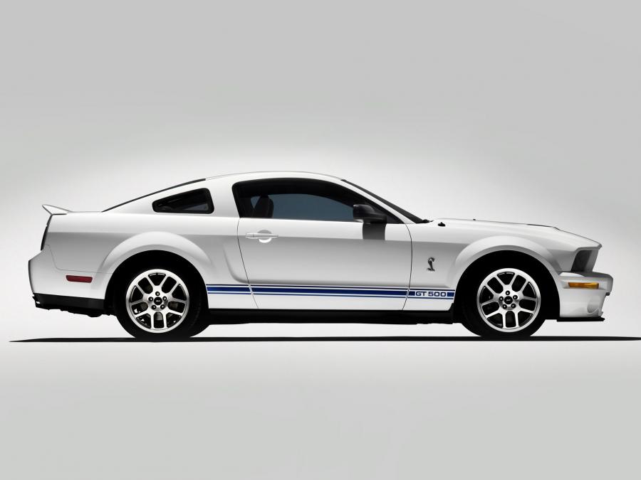  Shelby GT500 2005 года  (фото 22 из 30)